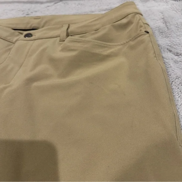 Lululemon ABC Slim Fit Pant (2021 Version) - Picture 5 of 8